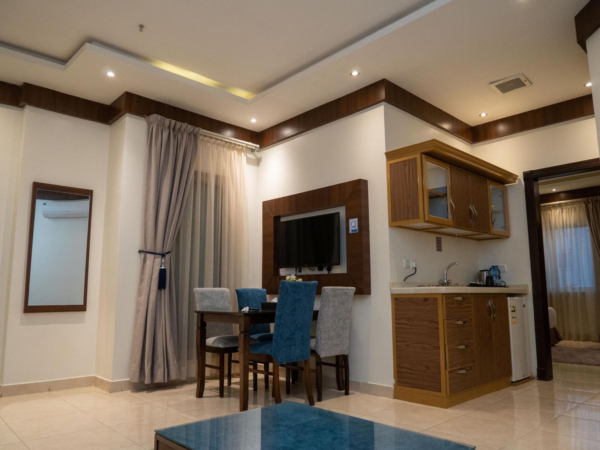 Innyar Hotel Riaad Buitenkant foto