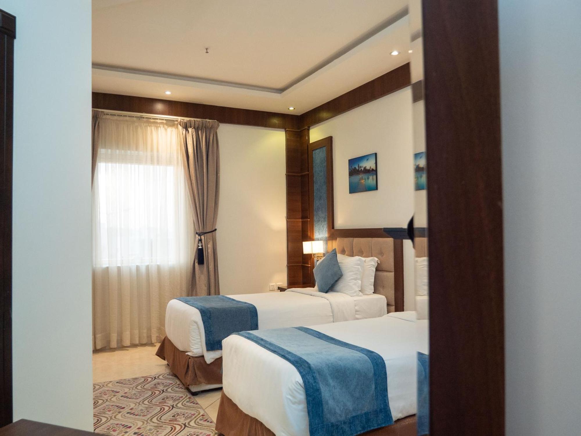 Innyar Hotel Riaad Buitenkant foto