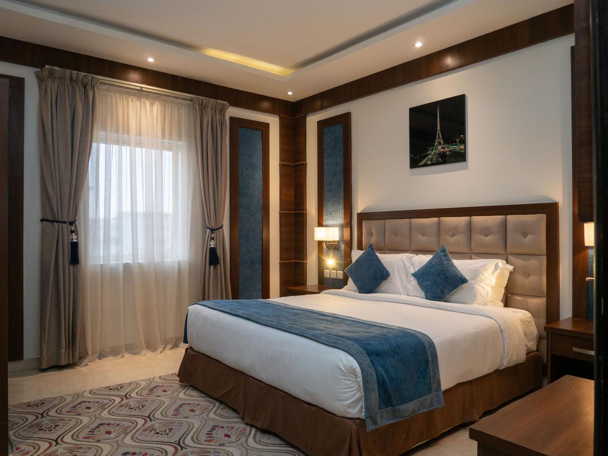 Innyar Hotel Riaad Buitenkant foto