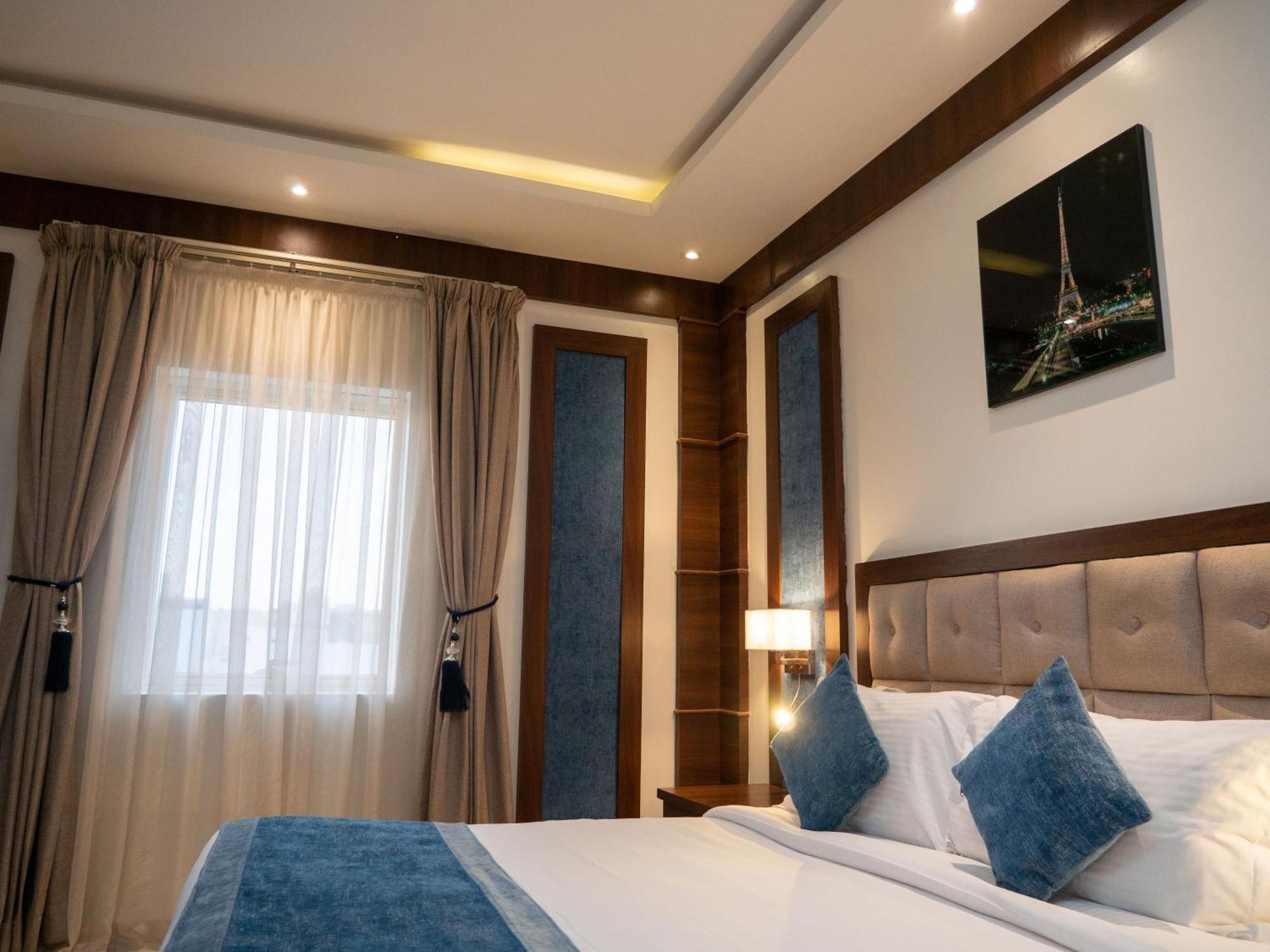 Innyar Hotel Riaad Buitenkant foto
