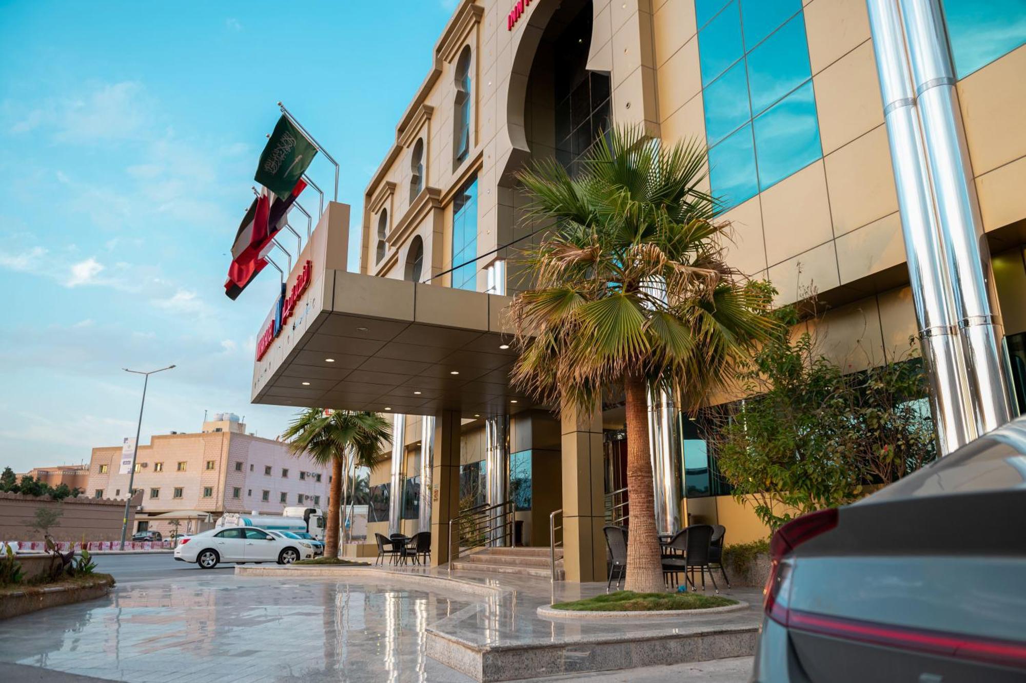 Innyar Hotel Riaad Buitenkant foto