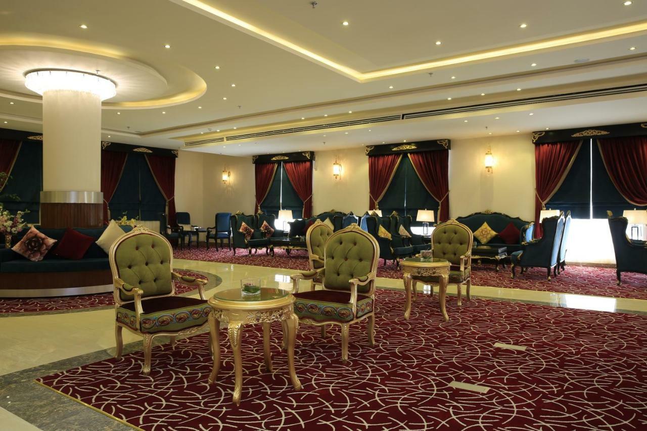 Innyar Hotel Riaad Buitenkant foto